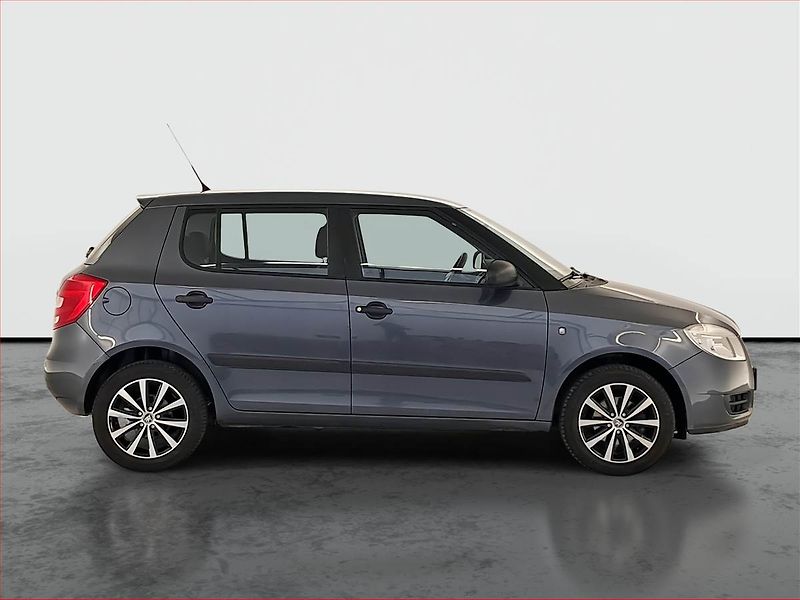 Škoda Fabia (2009) Ambition 1.4 16V - fotka 6 z 15