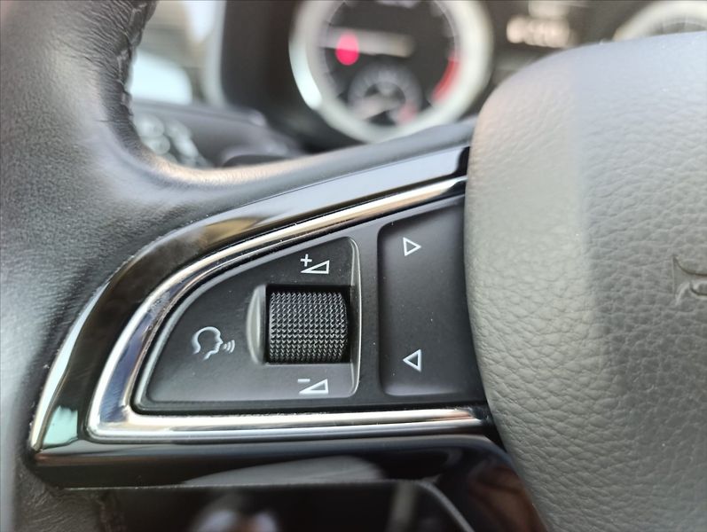 Škoda Kodiaq 2,0 TDi DSG 4x4 7Míst 1maj.ČR - fotka 31 z 43