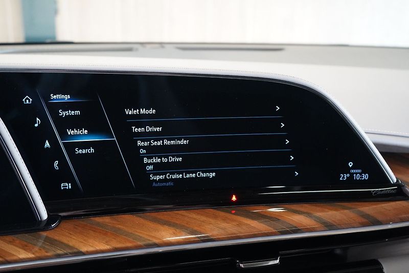 Cadillac Escalade ESV Sport Platinum - fotka 49 z 59
