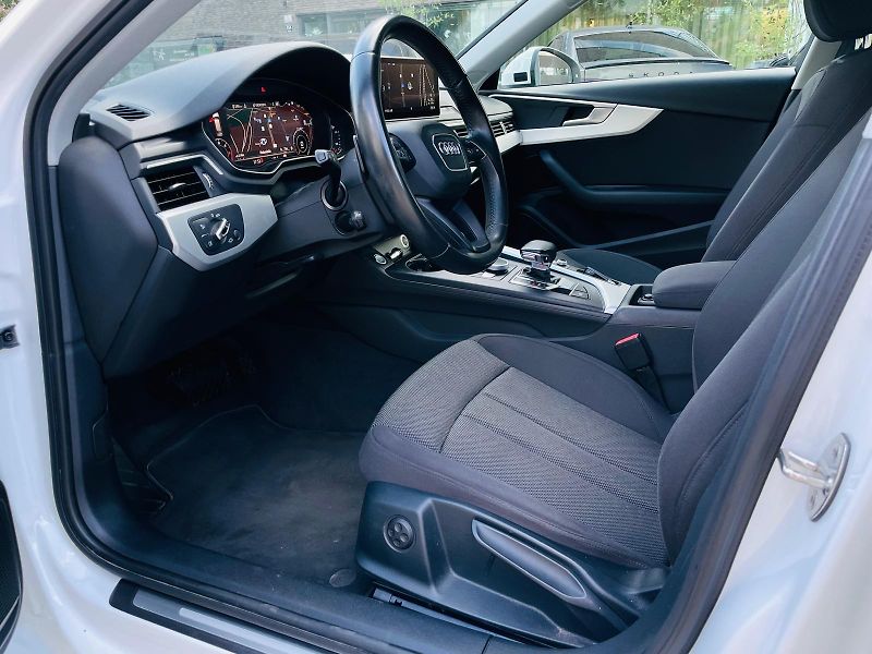 Audi A4 3.0TDI AUT KAMERA SERVISKA  - fotka 31 z 60
