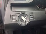 Volkswagen Passat (2006) 1.6i, autoAC, temp - náhled 14