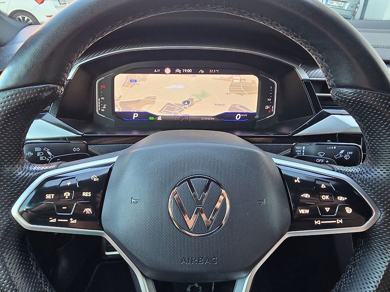 Volkswagen Arteon FL. R-LINE 147kW 4x4 DSG KŮŽE - fotka 21 z 49