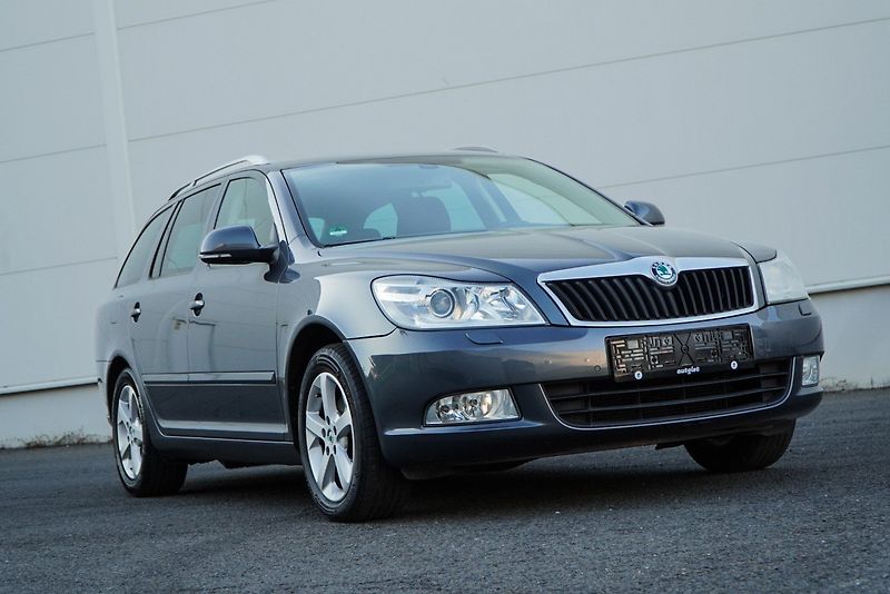 Škoda Octavia 1.4 TSI 90kW ELEGANCE - fotka 2 z 30