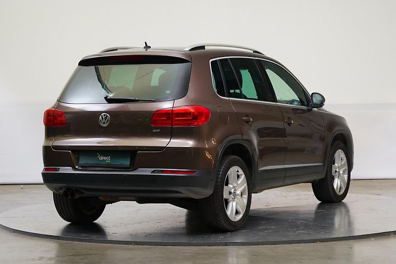 Volkswagen Tiguan - fotka 2 z 25