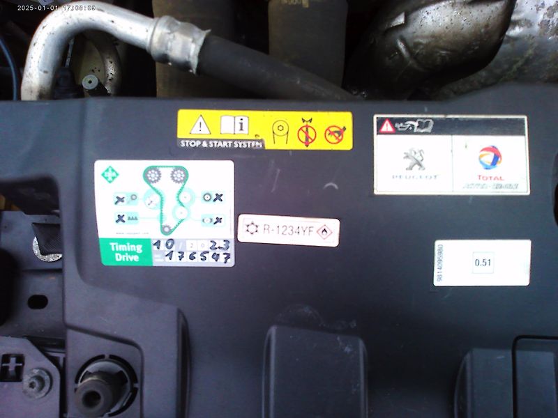 Peugeot 308 1.6 HDi, 73 kW, klima, 2x kola - fotka 26 z 32