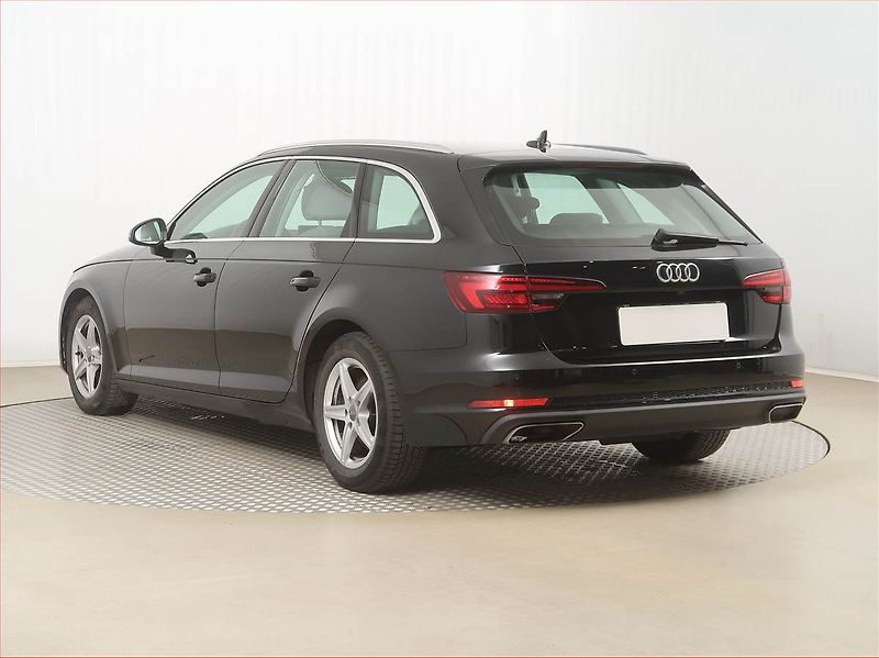Audi A4 (2018) 2.0 TDI, Automat - fotka 4 z 16