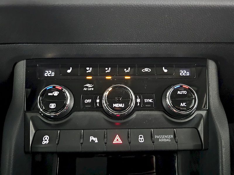 Škoda Karoq (2019) 1.5TSI 110kW  STYLE DSG TAŽNÉ - fotka 22 z 33