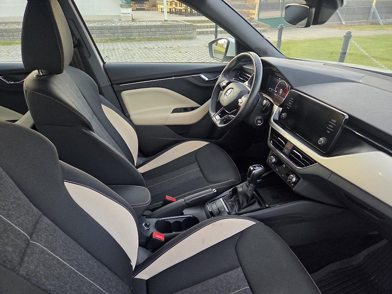 Škoda Kamiq (2022) 1.5 TSI 110kW,DSG,DPH, CZ - fotka 12 z 36