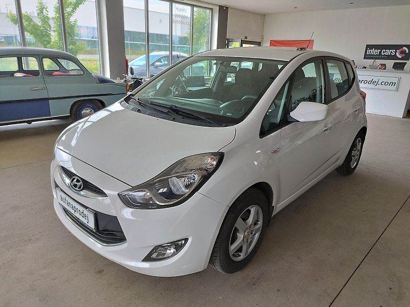 Hyundai ix20 (2012) 1,6i,91KW,AUTOMAT,ALU,TAŽ,LPG - fotka 4 z 22