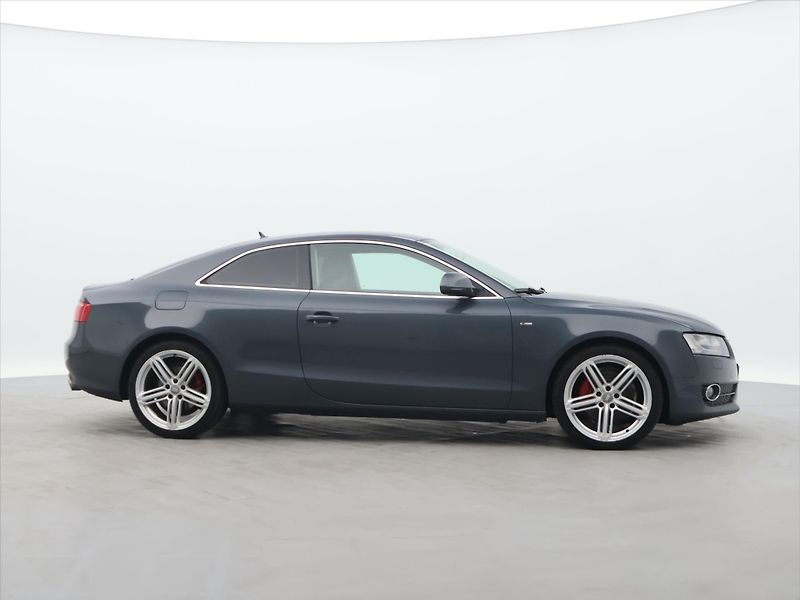 Audi A5 3,0 TDI 176KW QUATTRO SLINE - fotka 7 z 27