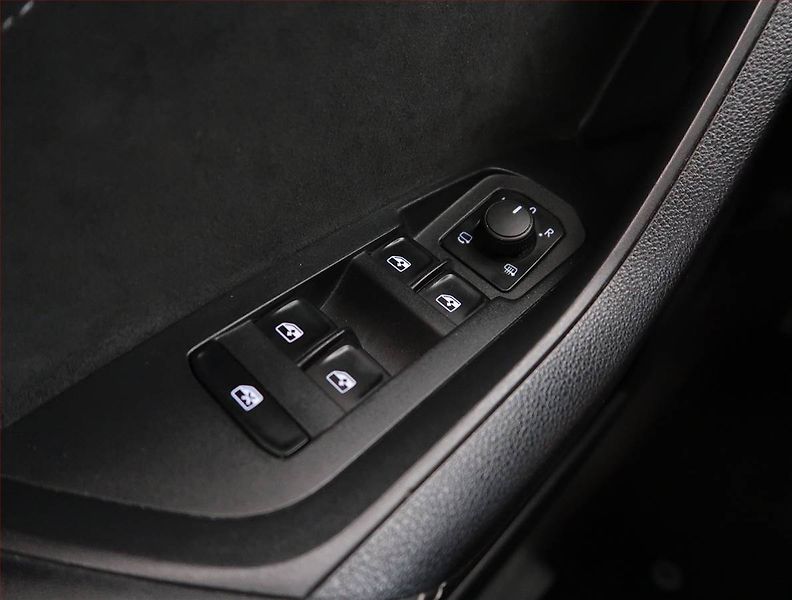 Škoda Kodiaq (2022) Sportline 1.5 TSI, digi klima - fotka 22 z 26
