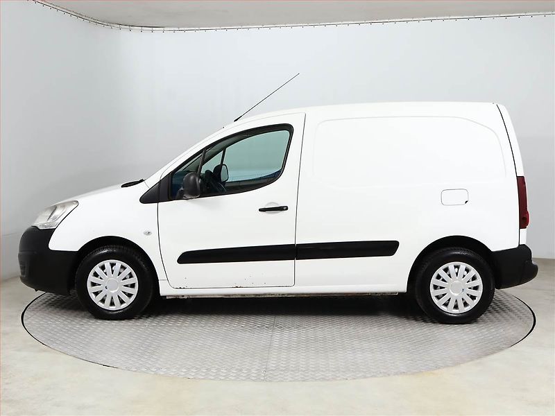 Peugeot Partner (2017) 1.6 HDi, ČR, 1Maj, DPH - fotka 3 z 12