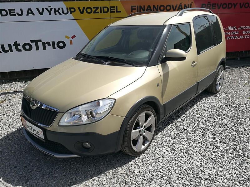 Škoda Roomster 1,2 TSi Scout - fotka 1 z 17