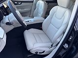 Volvo XC60 (2026) PLUS B5, 360°, Harman, Matrix - náhled 10