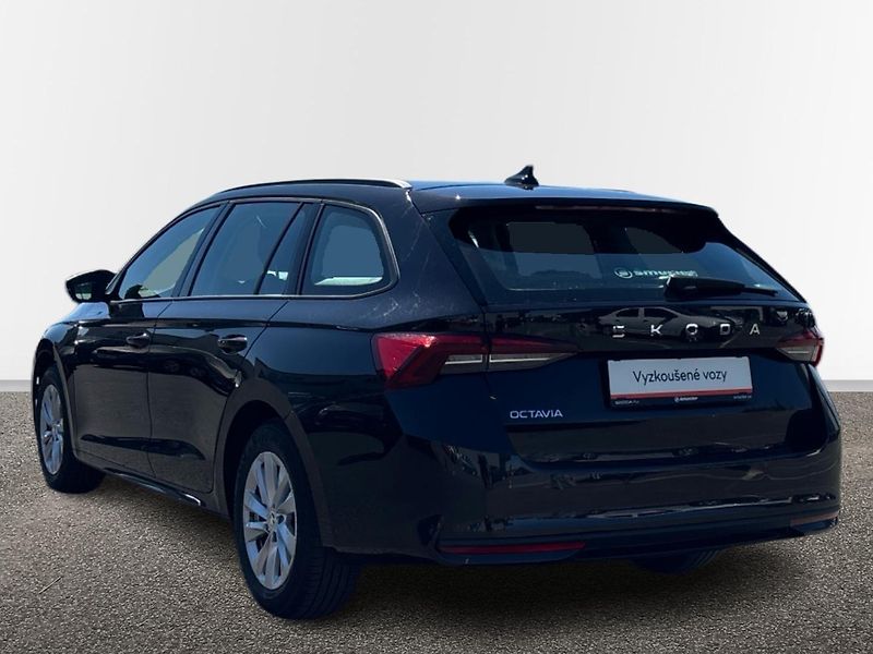 Škoda Octavia Selection - fotka 15 z 24