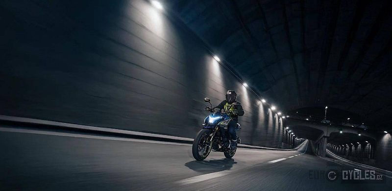 CFMOTO (2026) 125 NK - fotka 17 z 17