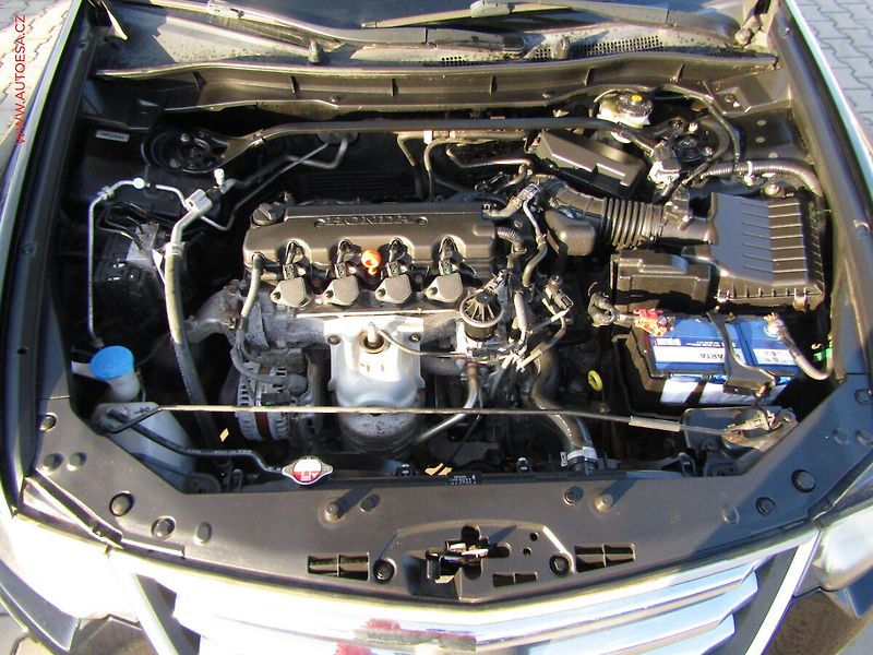 Honda Accord (2009) 2.0i, AT, STK04/2026 - fotka 7 z 20