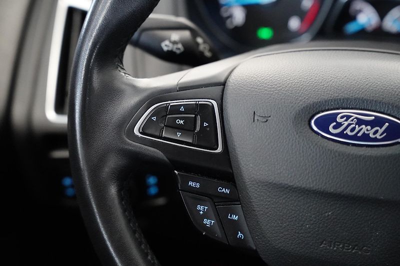 Ford Focus - fotka 16 z 30
