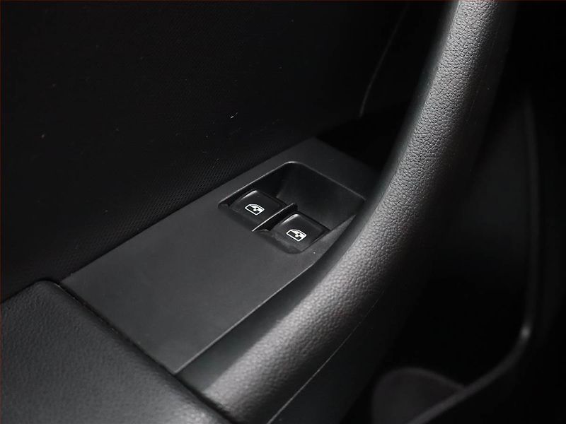 Škoda Rapid (2019) Ambition 1.0 TSI, Serv.kniha - fotka 15 z 15