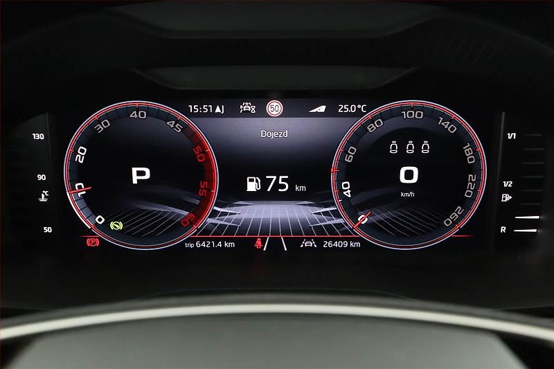 Škoda Karoq (2025) 2.0 TDI, SPORTLINE, 4X4 - fotka 16 z 21
