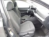 Volkswagen Golf (2024) Life 1,0 TSI 81kW - náhled 9