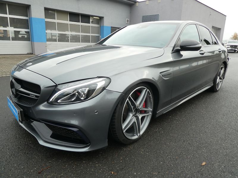 Mercedes-Benz Třídy C C AMG 63S V8 BITURBO  - fotka 6 z 15