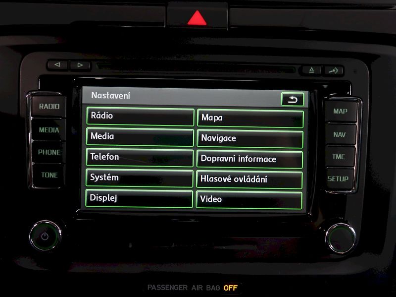 Škoda Superb (2013) L&K 2.0TDI 125KW 4x4 WEBASTO P - fotka 27 z 34