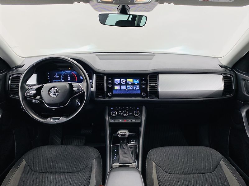 Škoda Kodiaq 2,0 TDI 110kW DSG Ambition - fotka 9 z 26