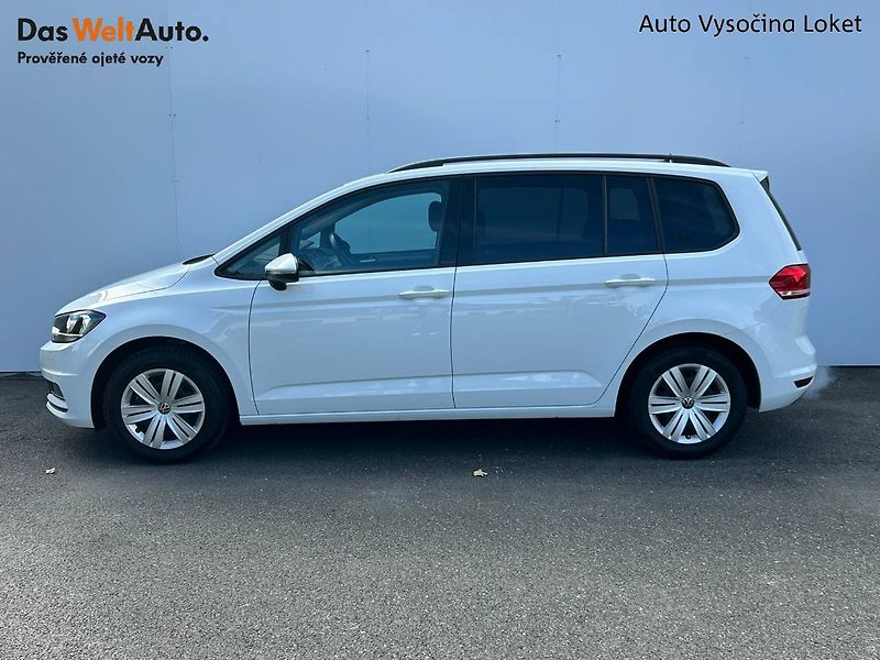 Volkswagen Touran (2022) 2.0 TDI 110kW DSG tažné - fotka 3 z 35