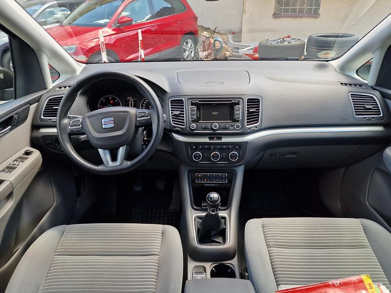 Seat Alhambra 2,0TDI 103KW 7MÍST TAŽNÉ  - fotka 10 z 15
