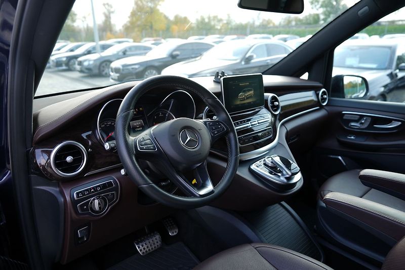 Mercedes-Benz Třídy V V250d 4Matic/Extra Long/Edice1 - fotka 23 z 47