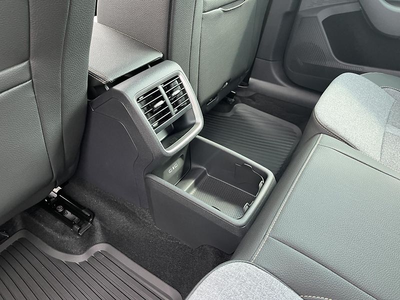 Škoda Octavia 1.5 TSI 110kW TOP SELECTION. - fotka 22 z 25