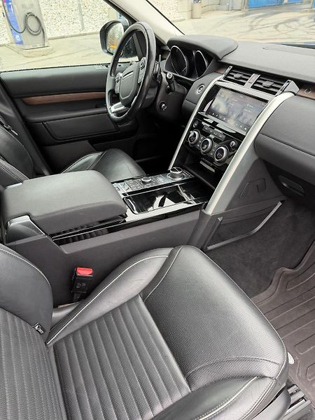 Land Rover Discovery 3.0HSEDV6 MeridianTZ 3.5 7Míst - fotka 14 z 16