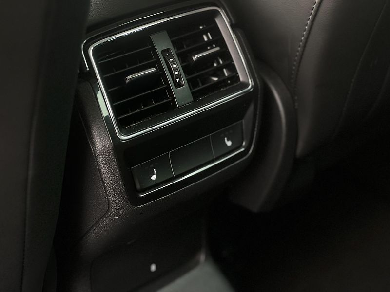 Škoda Kodiaq (2024) L&K 2.0 TDI 147kw - fotka 18 z 27