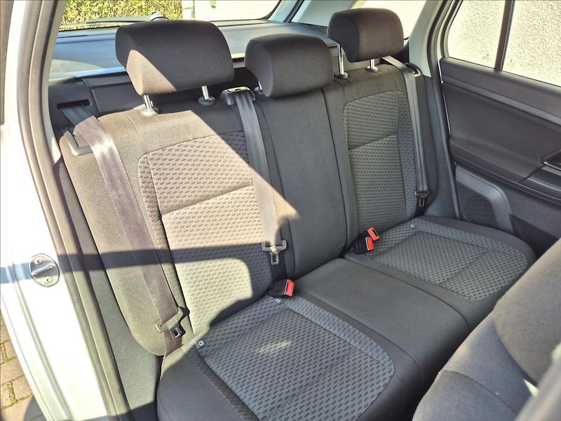 Škoda Fabia (2010) 1,4 i 16V Combi Klima Facelift - fotka 20 z 27