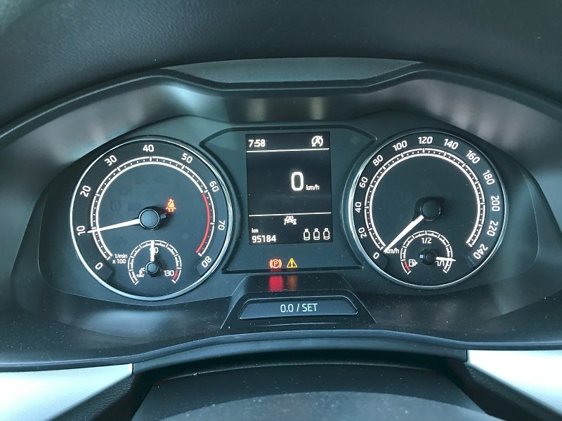 Škoda Scala (2021) AMB TS 81/1.0 M6F - fotka 17 z 24