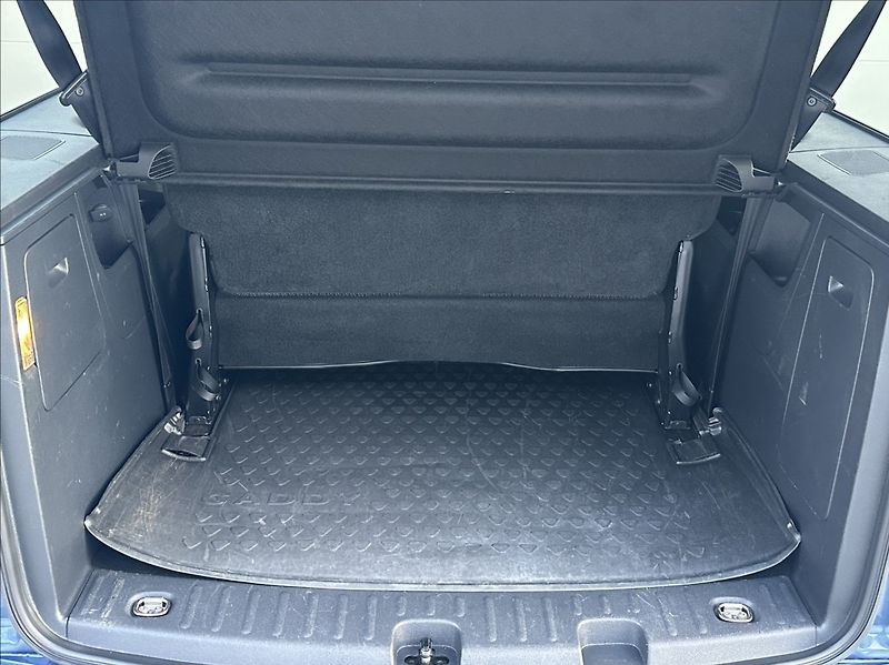Volkswagen Caddy 2,0 TDI 122PS  Maxi Trend-7 4x - fotka 40 z 53