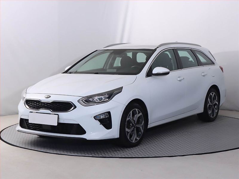 Kia Ceed (2019) 1.6 CRDi, Serv.kniha, Navi - fotka 2 z 19