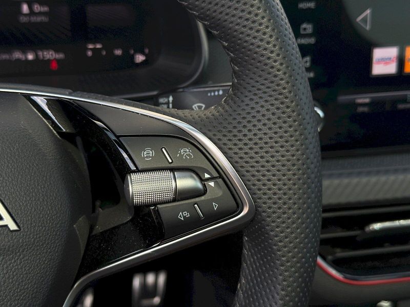 Škoda Kamiq (2025) 1.0 TSI 85 kW Monte Carlo - fotka 14 z 23