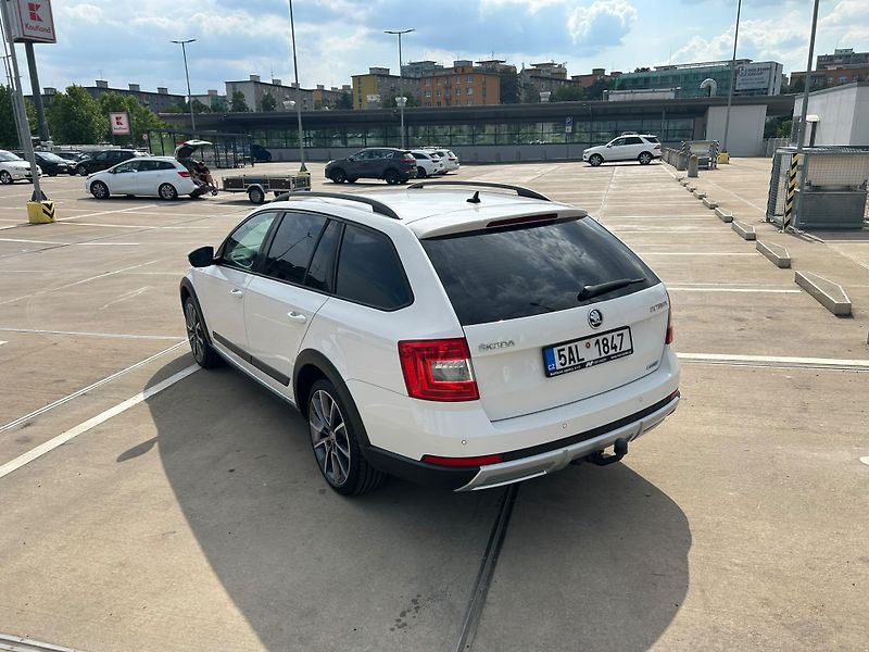 Škoda Octavia (2016) Octavia Scout 2.0TDI, DSG, 4x4 - fotka 3 z 33