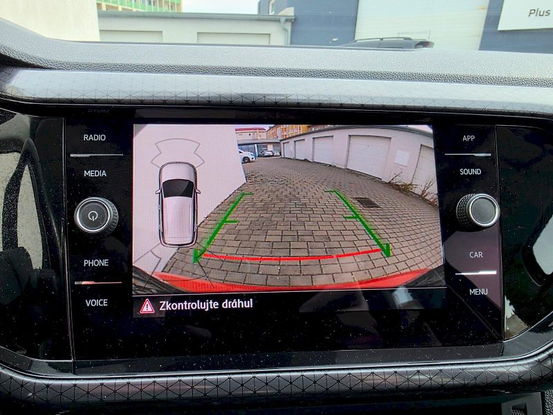 Volkswagen T-Cross (2019) 1,0 TSi 85kW 6MAN - fotka 11 z 26