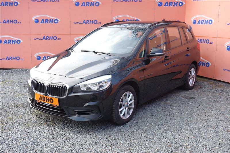 BMW Řada 2 218i,1 MAJ.,SERV.KN.,7MÍST. - fotka 3 z 43