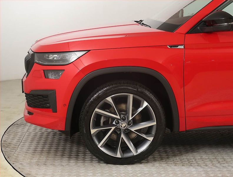 Škoda Kodiaq (2023) 2.0 TDI - fotka 15 z 27