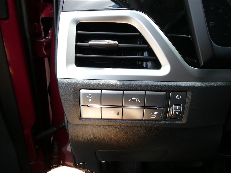 SsangYong Korando 1,5 T-GDI 120kW Automat,Style - fotka 30 z 39