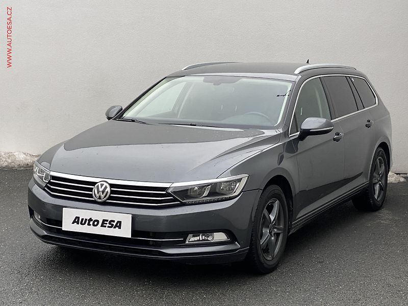 Volkswagen Passat (2015) 1.6TDi, DSG, LED - fotka 3 z 19