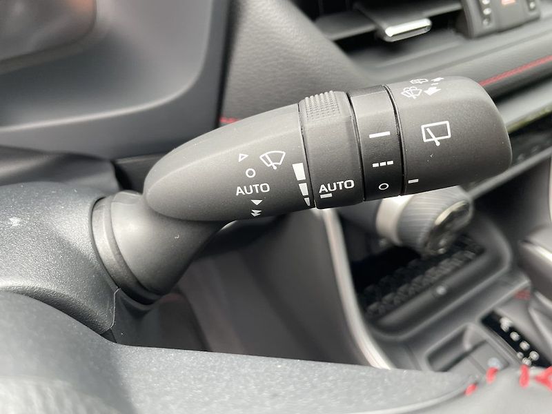 Toyota RAV4 2.5 Plug-in Hybrid ODBĚR ihned - fotka 23 z 32