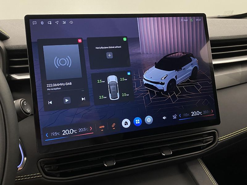 Lynk & Co 01 (2025) 01 MORE PHEV DEMO - fotka 37 z 102