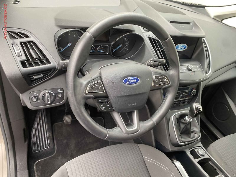 Ford C-MAX (2018) 1.0 EB, Trend+, navi, kamera - fotka 12 z 18