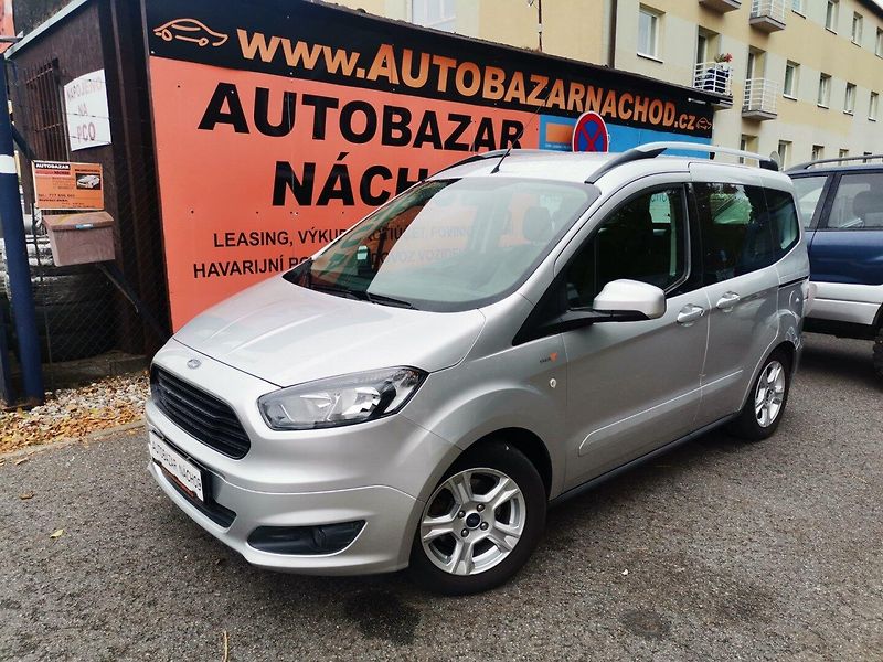 Ford Tourneo Courier 1.0i EB 74kw Winter Paket - fotka 7 z 26