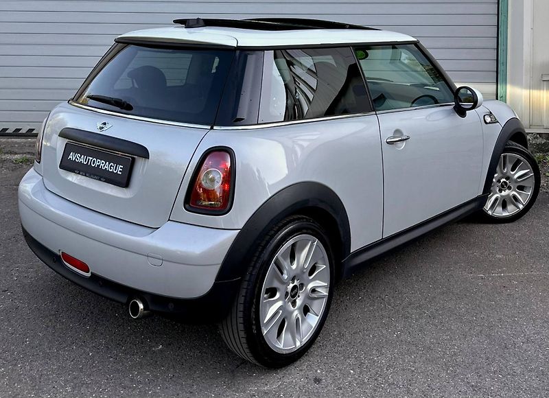 Mini Cooper (2010)  1.6D 50 CAMDEN AUTOMAT VYBAVA - fotka 4 z 31